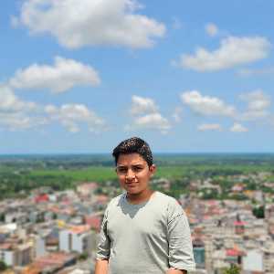 پارسا تحویلدارزاده