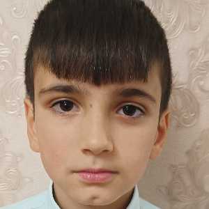 امیر حسن زونوزی اصل