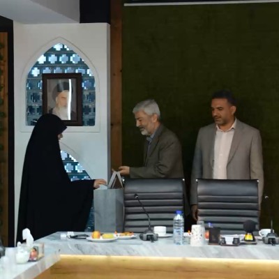 نویسنده: سیدیاسر بوتیمار
