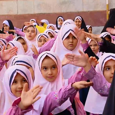 اردوی آتش نشانی دبستان دخترانه