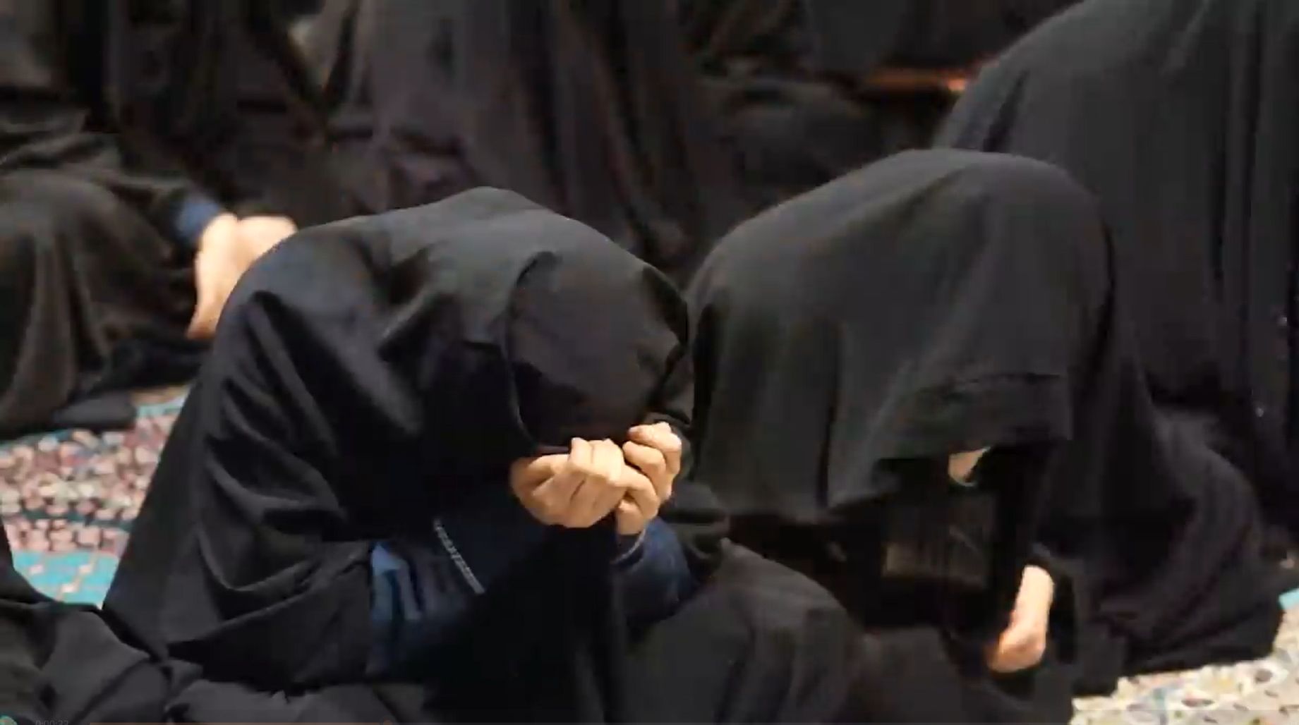 مراسم سوگواری شهادت حضرت زهرا(س) در متوسطه اول دخترانه