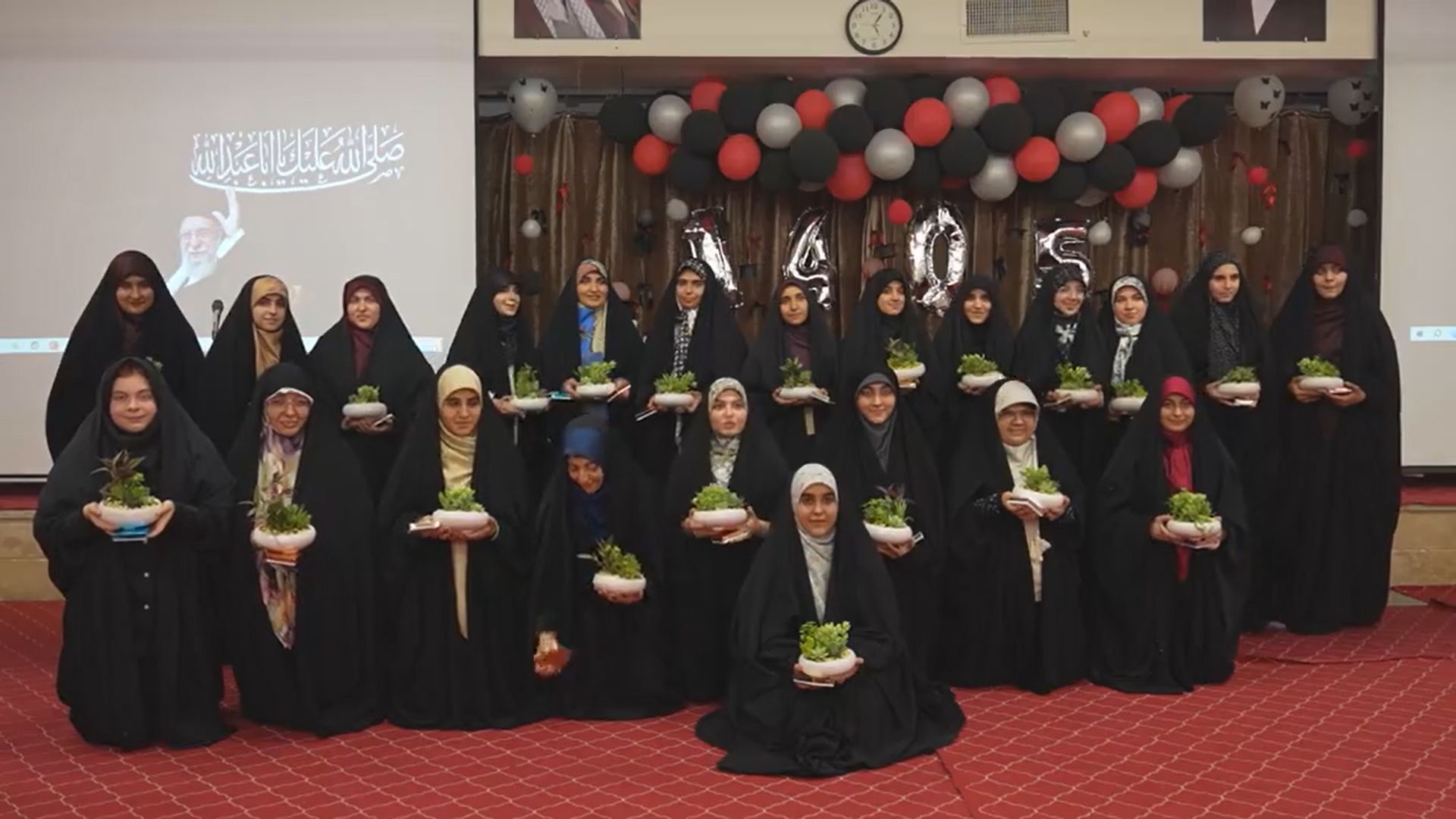 جشن فارغ التحصیلی متوسطه دوم دخترانه